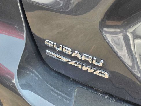 Used 2024 Subaru Crosstrek 2.0i Premium AWD/4WD image 5
