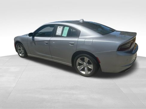 Used 2018 Dodge Charger SXT Plus RWD image 20