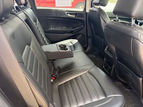 Used 2022 Ford Edge SEL w/ Convenience Package AWD/4WD image 8