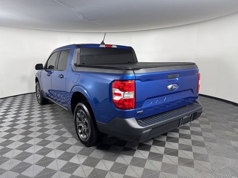Used 2023 Ford Maverick XLT image 3