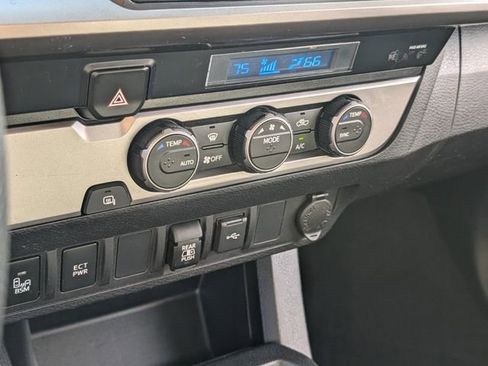 Used 2022 Toyota Tacoma SR5 w/ Technology Package image 20