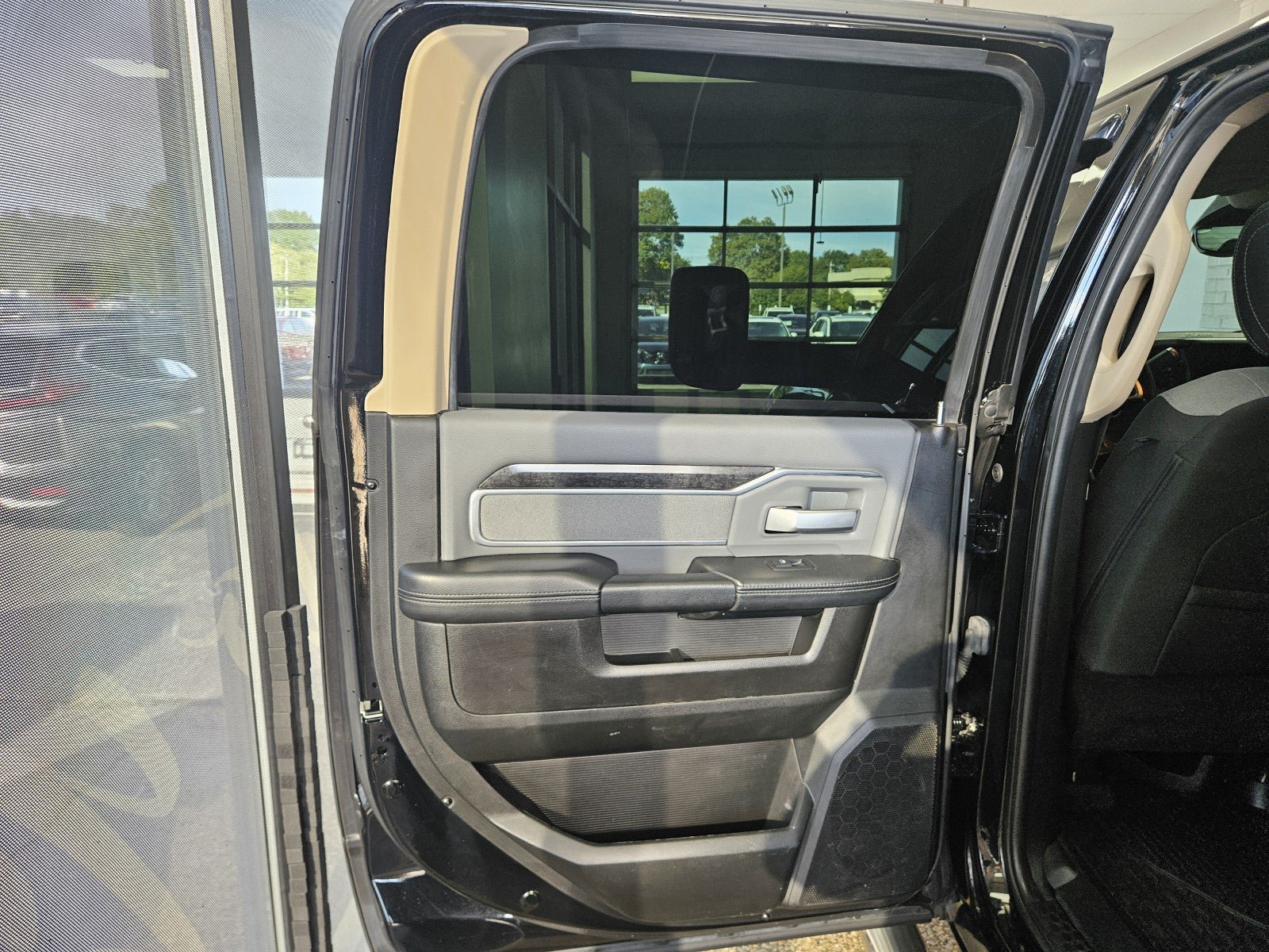 Used 2019 RAM 3500 Big Horn AWD/4WD image 15