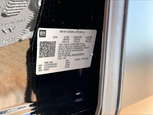 Used 2025 Cadillac Escalade IQ Sport 2 AWD/4WD image 35