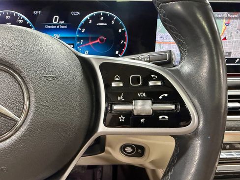 Used 2020 Mercedes-Benz GLS 450 GLS 450 4MATIC Sport Utility 4 image 16