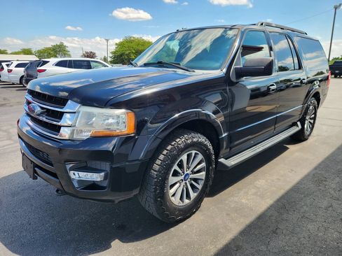 Used 2016 Ford Expedition EL XLT w/ Equipment Group 202A AWD/4WD image 8