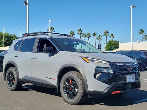 New 2026 Nissan Rogue SV AWD/4WD image 21