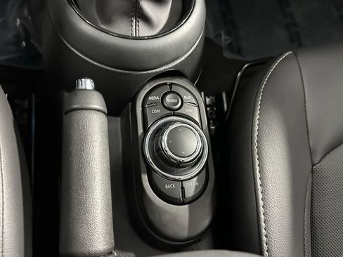 Certified 2023 MINI Cooper 2-Door Hardtop image 24