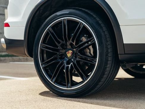 Used 2016 Porsche Cayenne S AWD/4WD image 89