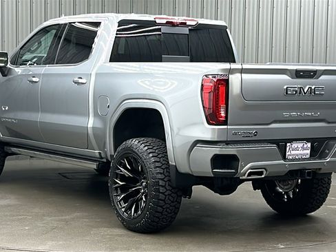 Used 2025 GMC Sierra 1500 Denali Ultimate image 3