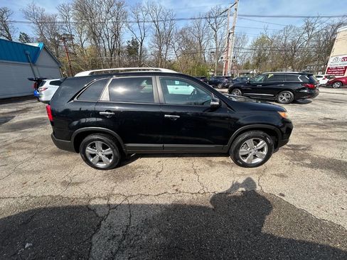 Used 2012 Kia Sorento EX w/ EX V6 Premium Pkg image 3