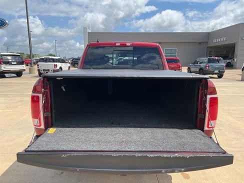 Used 2014 RAM 1500 Laramie w/ Convenience Group AWD/4WD image 16