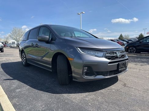 Used 2025 Honda Odyssey EX-L image 12