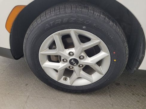 Used 2020 Kia Soul S image 31