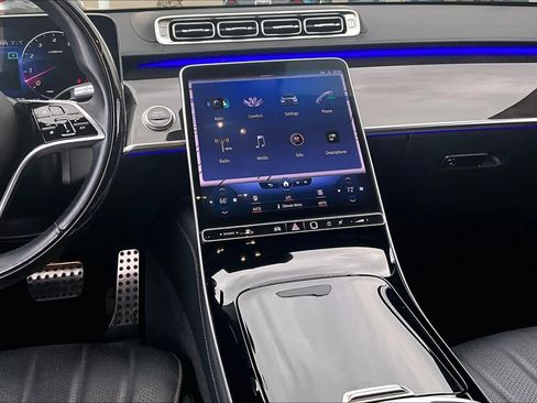 Used 2023 Mercedes-Benz S 500 4MATIC w/ AMG Line image 6