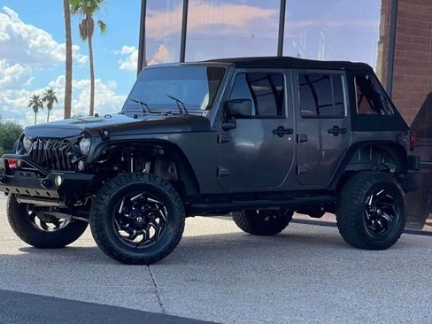 Used 2017 Jeep Wrangler Unlimited Sport image 4