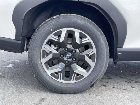 Certified 2026 Subaru Forester Premium w/ Base/Premium Plus Package AWD/4WD image 29