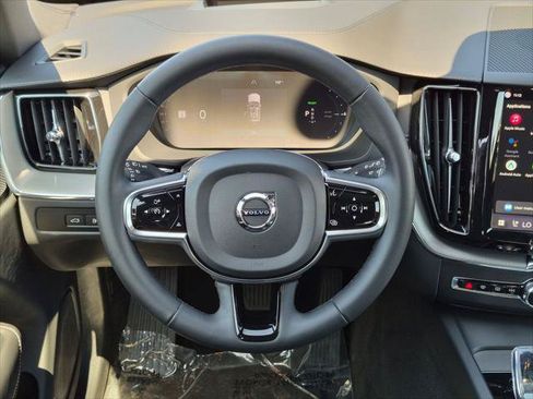 Used 2024 Volvo XC60 T8 Ultimate w/ Protection Package Premier AWD/4WD image 13