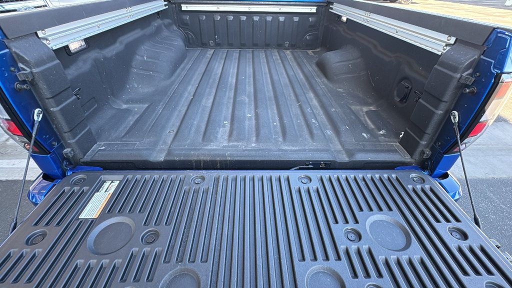 Used 2024 Nissan Frontier SV w/ SV Convenience Package RWD image 24