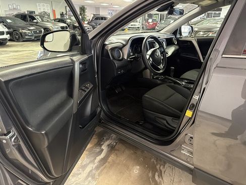 Used 2017 Toyota RAV4 LE w/ All Weather Liner Package FWD image 21