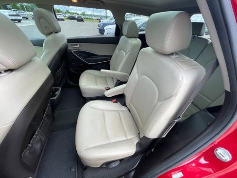 Used 2017 Hyundai Santa Fe Limited AWD/4WD image 28