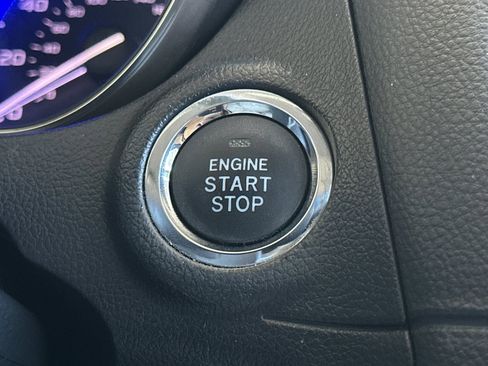 Used 2017 Subaru Outback 2.5i Limited image 23