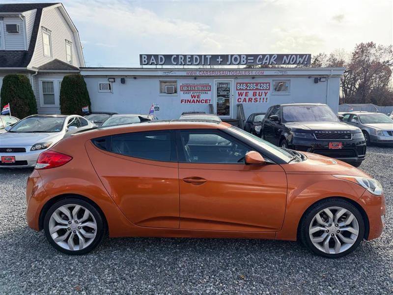 Used 2012 Hyundai Veloster w/ Style Pkg FWD image 5