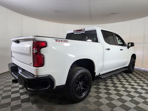 Used 2024 Chevrolet Silverado 1500 LT Trail Boss w/ Protection Package AWD/4WD image 7