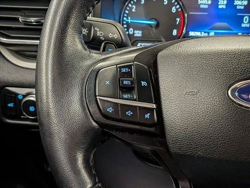 Used 2020 Ford Explorer XLT w/ Equipment Group 202A AWD/4WD image 12