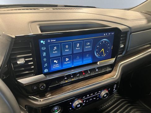 Used 2023 Chevrolet Silverado 1500 LT AWD/4WD image 14