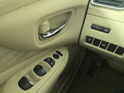 Used 2015 Nissan Murano SL w/ SL Technology Package image 29