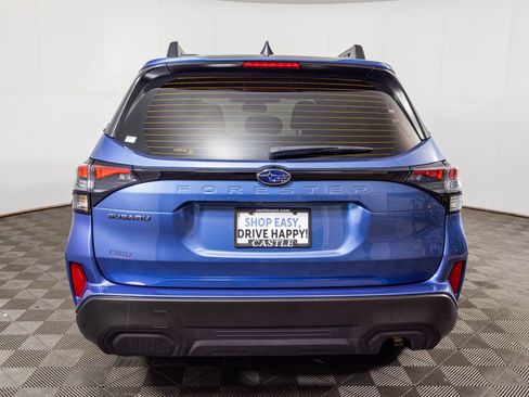Used 2025 Subaru Forester AWD/4WD image 14