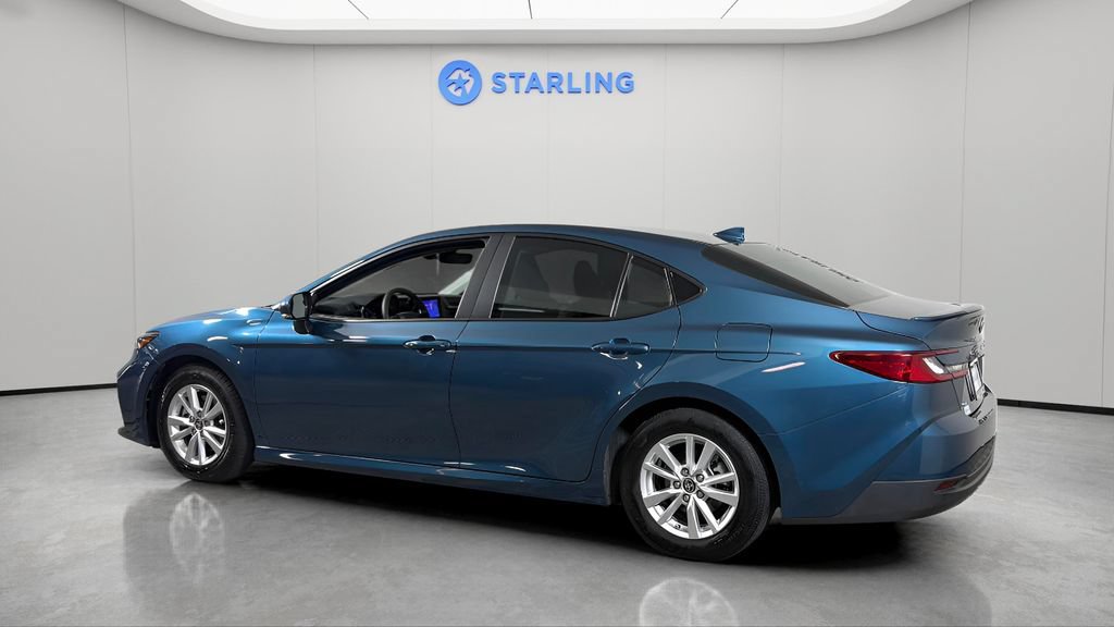Used 2025 Toyota Camry LE w/ Convenience Package FWD image 4