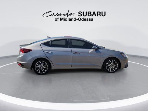 Used 2020 Hyundai Elantra Limited FWD image 9