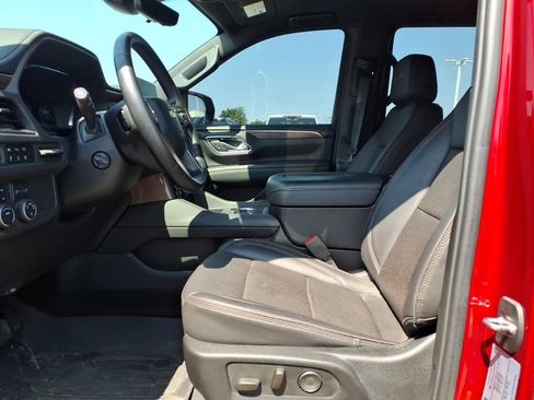 Used 2024 Chevrolet Tahoe High Country w/ LPO, Illumination Package AWD/4WD image 13