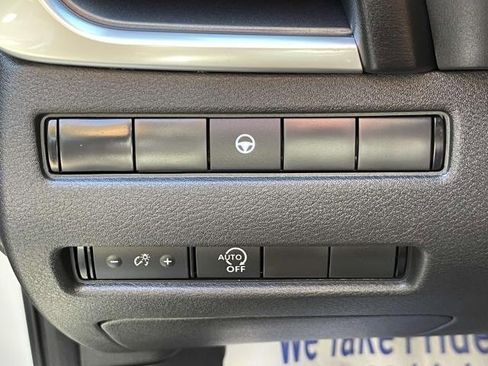 Certified 2023 Nissan Rogue SV image 19