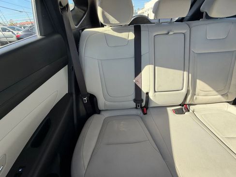 Used 2025 Hyundai Tucson Blue image 37