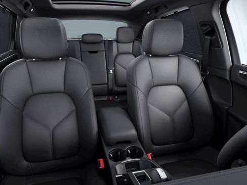 New 2026 Porsche Macan image 10