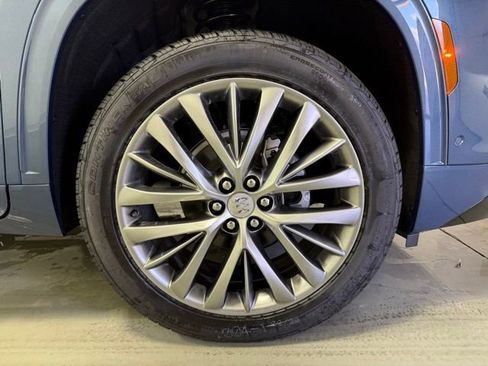 New 2026 Buick Enclave Avenir w/ Super Cruise Package FWD image 38