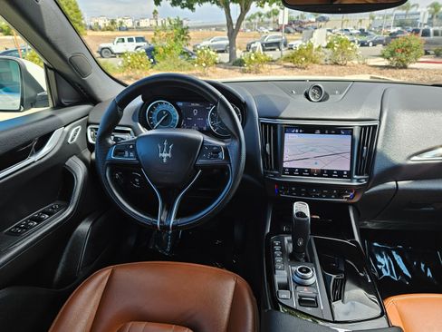 Used 2022 Maserati Levante GT image 23