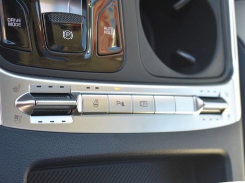 New 2026 Kia Carnival SX Prestige FWD image 31