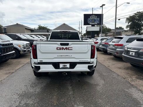 Used 2025 GMC Sierra 3500 Denali w/ Technology Package AWD/4WD image 8