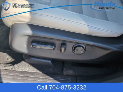 Used 2024 Honda CR-V EX-L image 22