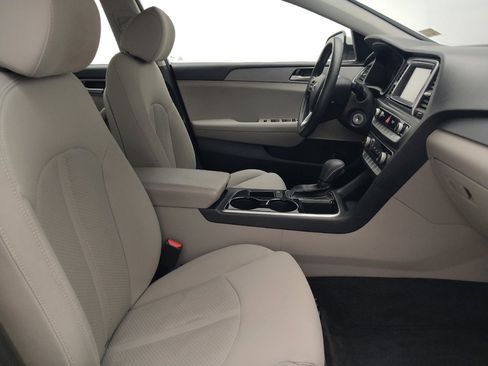 Used 2019 Hyundai Sonata SE FWD image 21