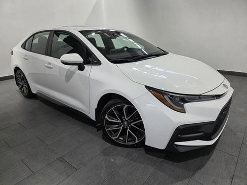 Used 2022 Toyota Corolla SE image 7