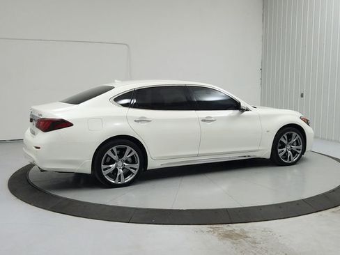 Used 2019 INFINITI Q70 L 3.7 w/ Sensory Package AWD/4WD image 8