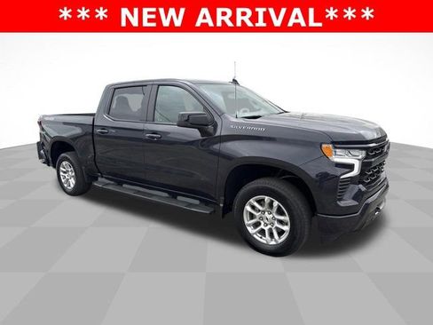 Certified 2024 Chevrolet Silverado 1500 RST image 3