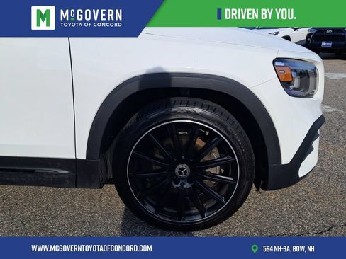 Used 2022 Mercedes-Benz GLB 250 4MATIC image 9
