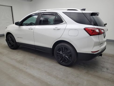 Used 2021 Chevrolet Equinox LT image 3