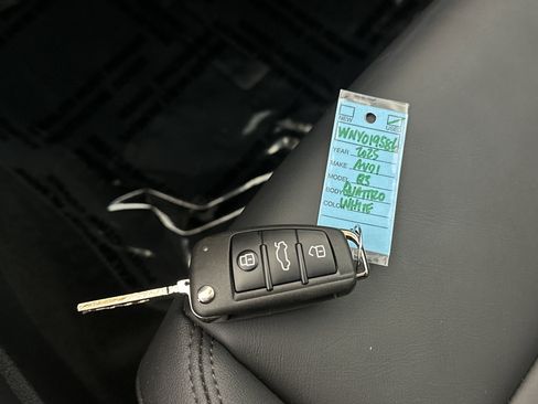 Certified 2025 Audi Q3 2.0T Premium image 31