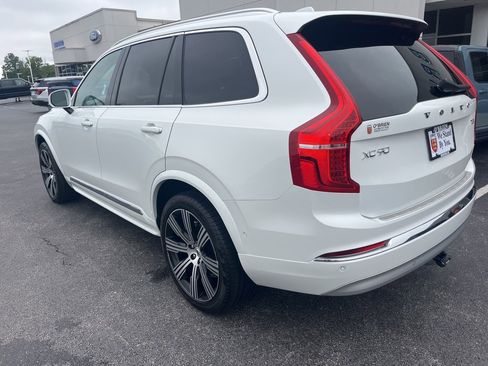 Used 2022 Volvo XC90 T6 Inscription w/ Lounge Package image 3